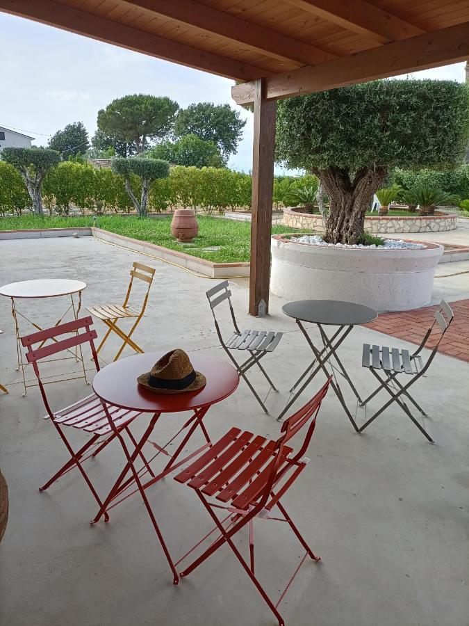 Bed and Breakfast La Ricarda Dimora Di Campagna à Paestum Extérieur photo